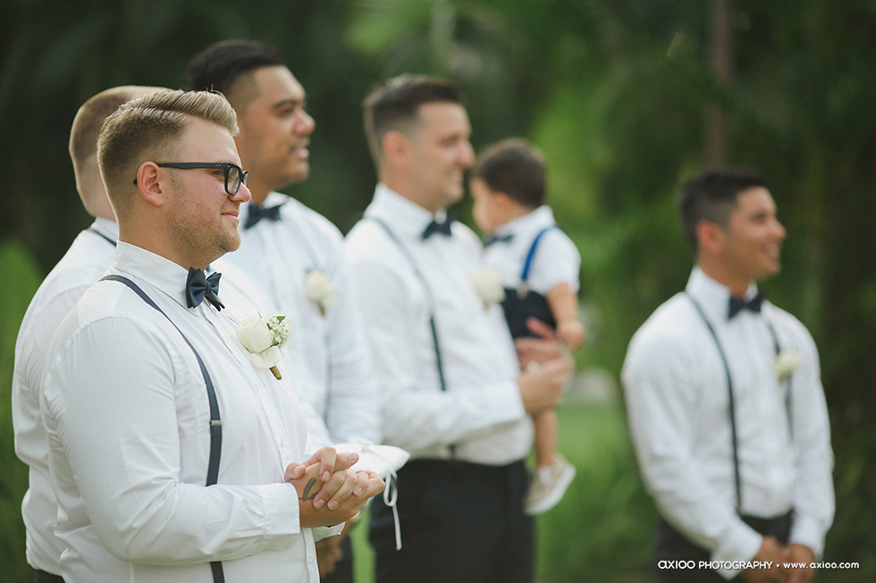 Axioo: That Sunshiny Retro Vibe